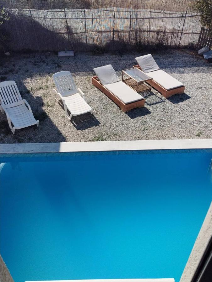 Villa Miron Kamilárion Eksteriør bilde